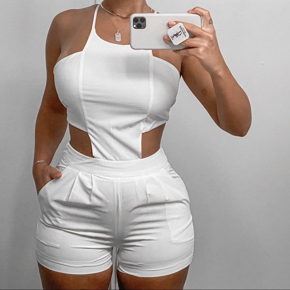 WHITE ROMPER — TIES IN THE BACK